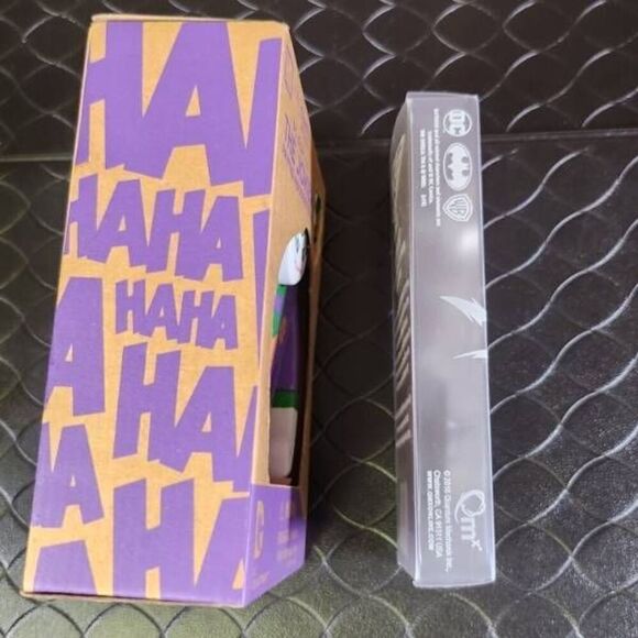 Batman and Joker Loot Bundle - Picture 4 of 5